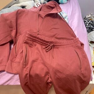 Old navy activewear suit set